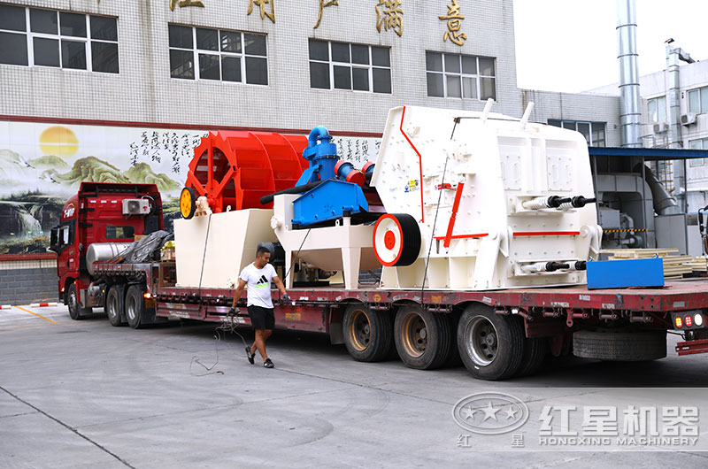 反擊式破碎機設備發貨 反擊式破碎機設備發貨