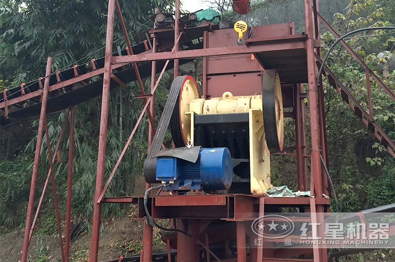 750x1060鄂破機(jī) 750x1060鄂破機(jī)